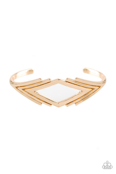 Paparazzi Accessories In Total De-NILE - Gold Bracelet