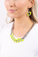 Paparazzi Accessories CURB Craze - Green Necklace